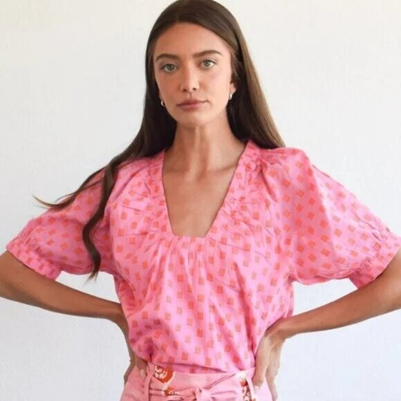 NWT size S‎ Never A Wallflower pink 9 dot punch marakesh blouse top short slv - Picture 1 of 11